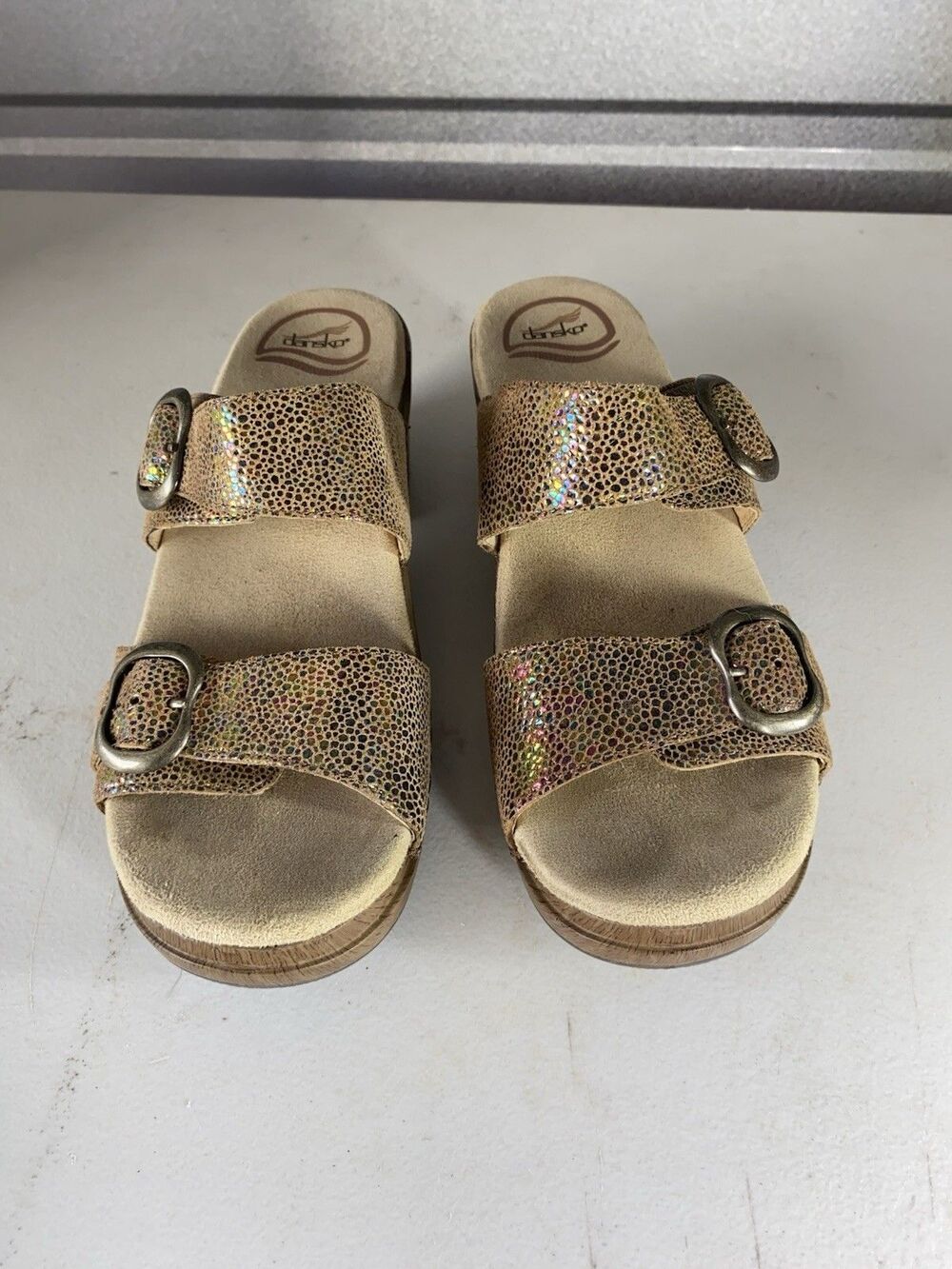 Dansko Sophie Sandals Bronze Iridescent Metallic Wedge Slide Women’s 38 US 7.5-8